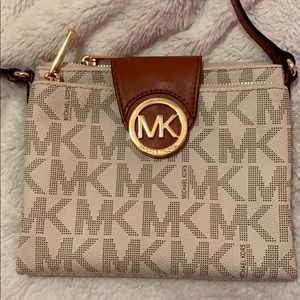 Michael Khors Crossbody